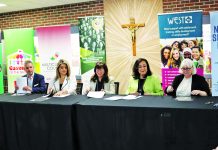 Le CCFWEK signe de nouveaux accords pour la francophonie